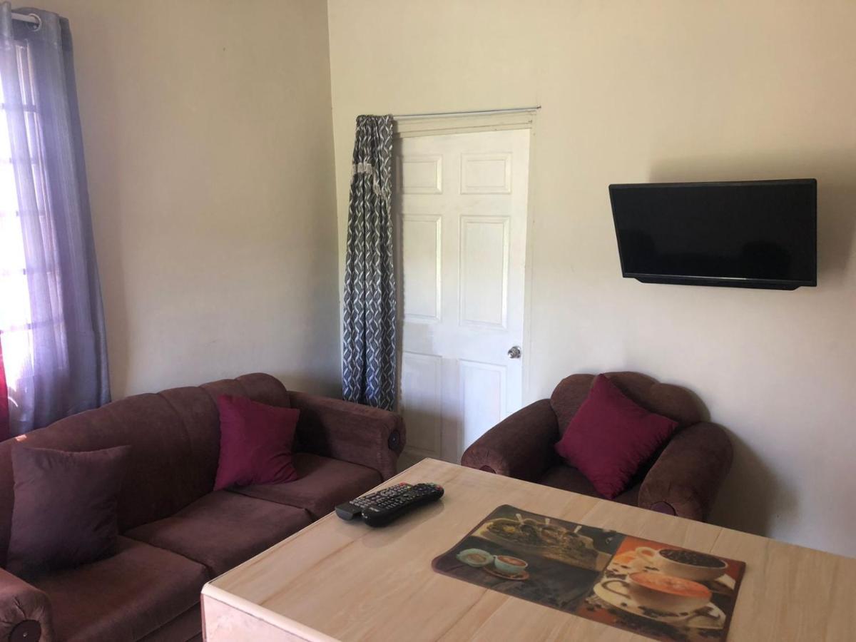 Apartmentswestvillage 2Bedroom Монтего-Бей Екстер'єр фото